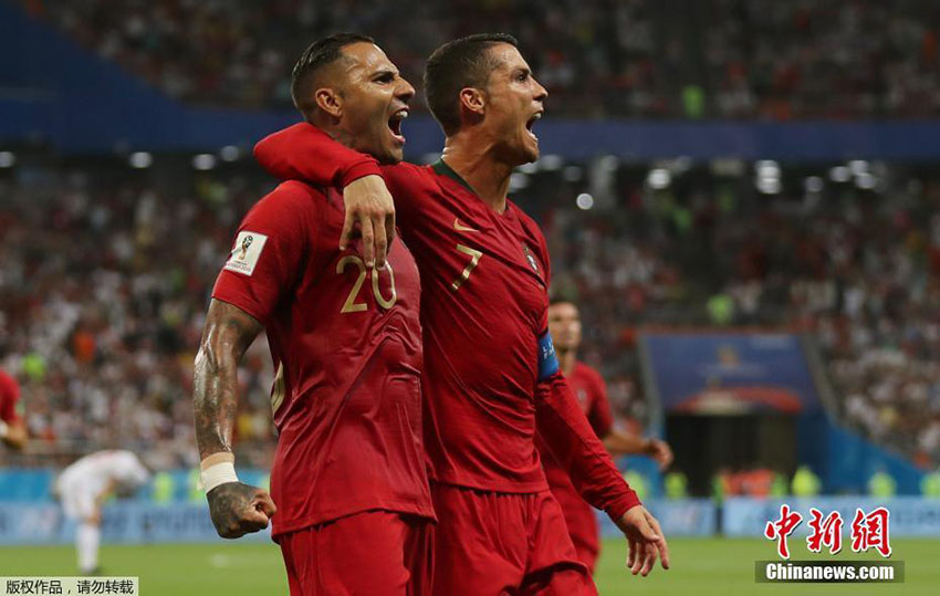 Cristiano Ronaldo falha o pênalti e Portugal empata o Ir? por 1 a 1