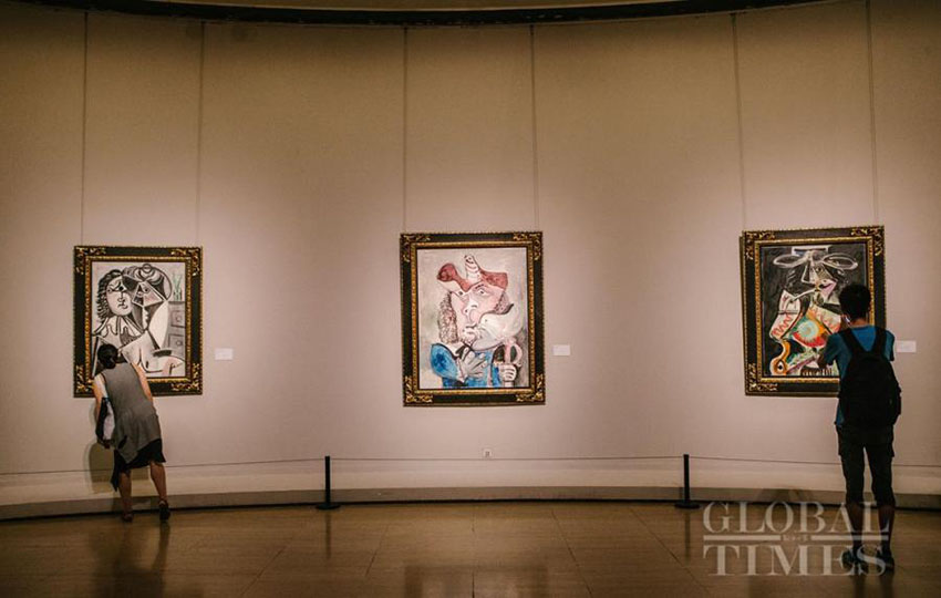 Cole??o Internacional de Arte inaugurada em Beijing