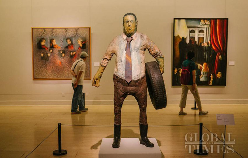 Cole??o Internacional de Arte inaugurada em Beijing