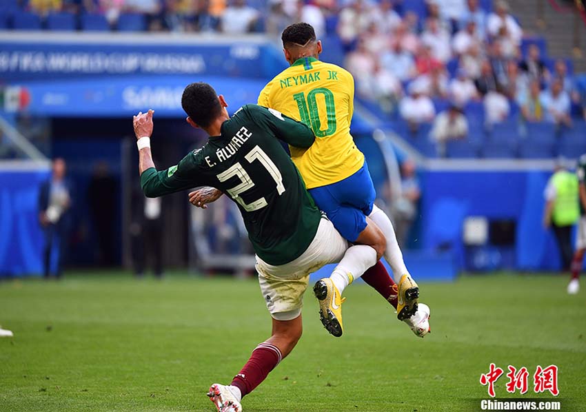Copa do Mundo: Brasil avan?a para quartas de final com golos de Neymar e Firmino