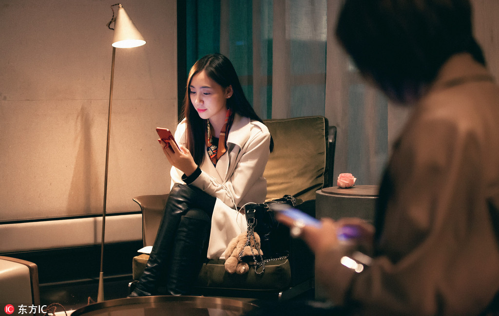 Empresária se torna famosa após ser m?e 