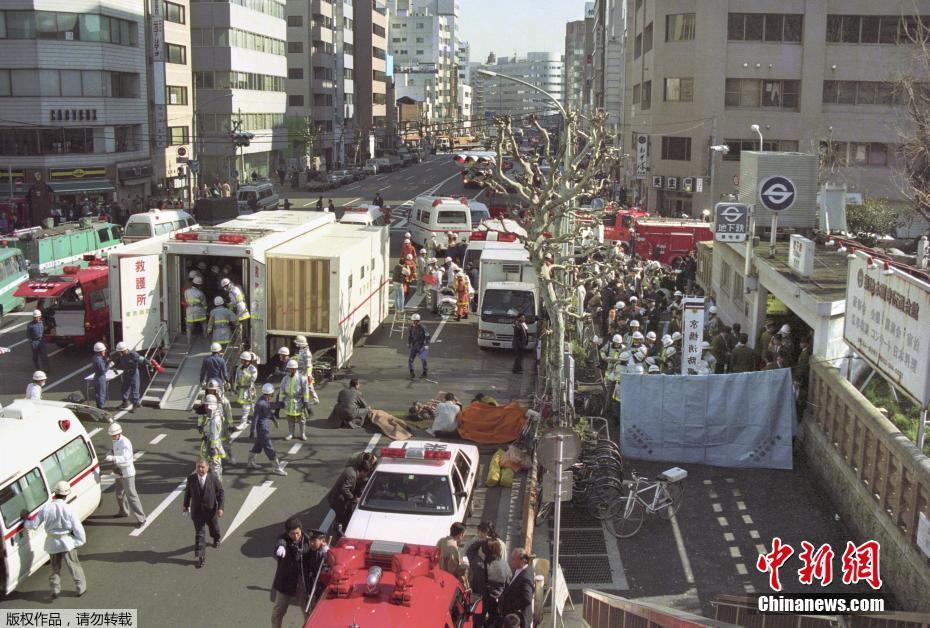 Jap?o executa líder de culto de ataque de sarin