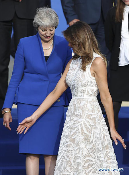 Primeiro dia da reuni?o da OTAN é ofuscado por tens?es entre aliados