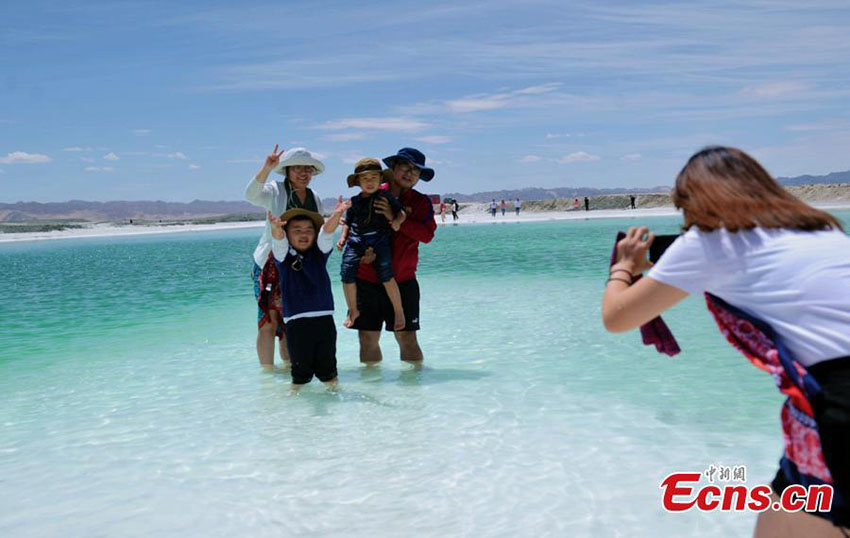 Galeria: Lago Esmeralda, uma jóia natural que decora a terra