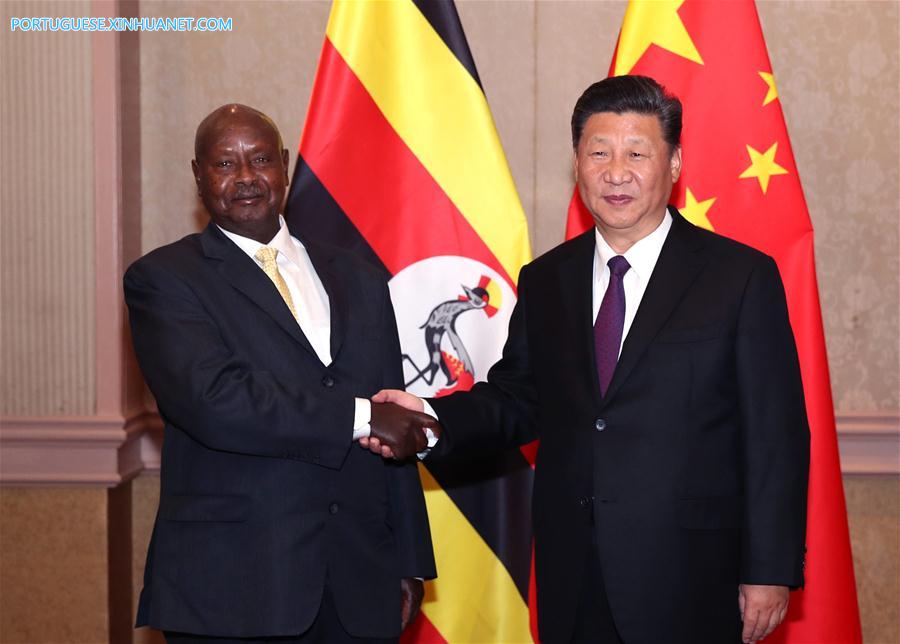 China e Uganda prometem aprofundar coopera??o bilateral