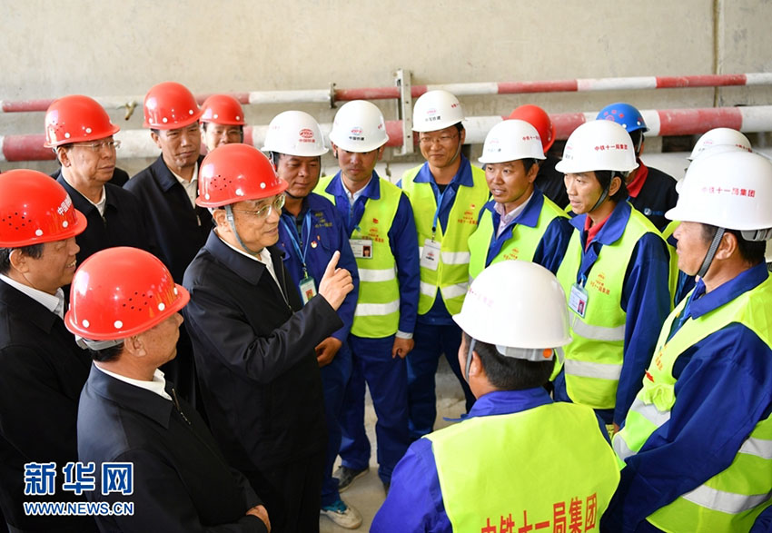 Premiê Li enfatiza desenvolvimento sustentável e prosperidade no Tibete