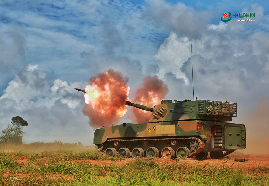 Exército chinês realiza exercício de simula??o de batalha