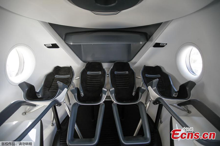 SpaceX realiza “dia aberto” para jornalistas e apresenta a nave Crew Dragon