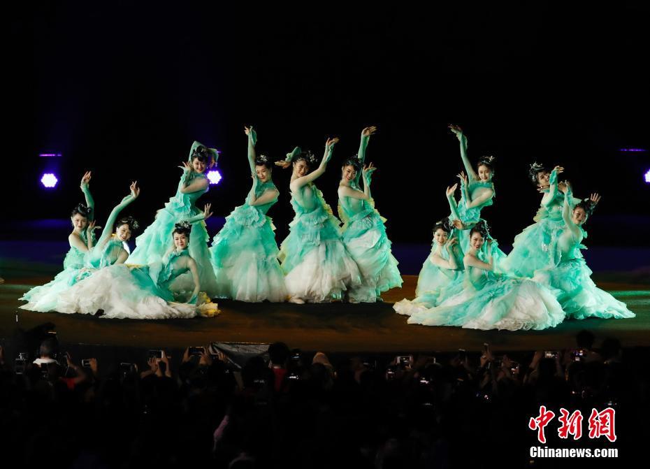 Jogos Asiáticos encerram com exibi??o do show “8 Minutos em Hangzhou”