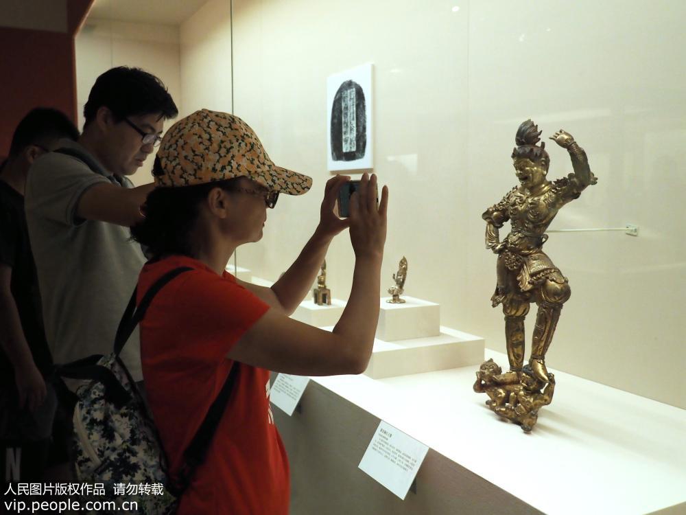 Museu Nacional exibe 120 relíquias culturais de Shaanxi