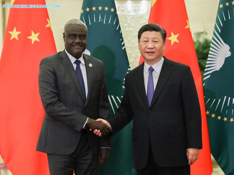 Xi reúne-se com presidente da Comiss?o da Uni?o Africana