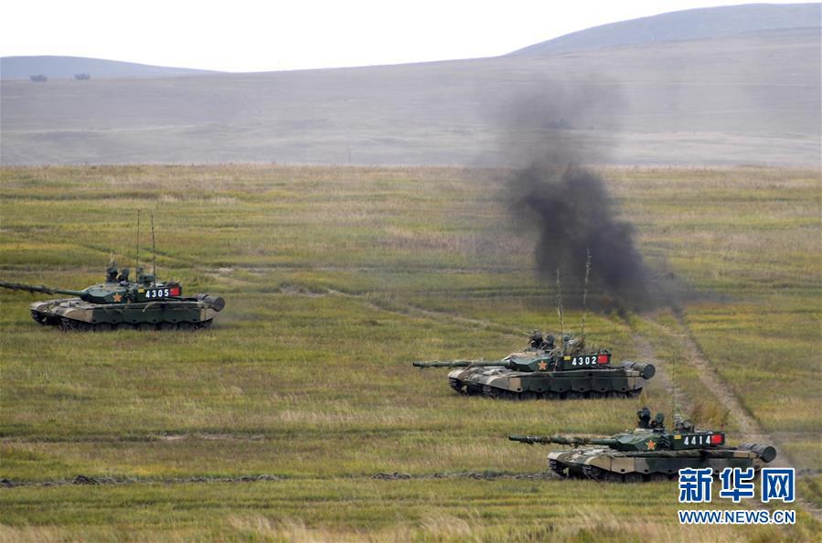 Galeria: Exercício militar sino-russo “Oriente-2018”