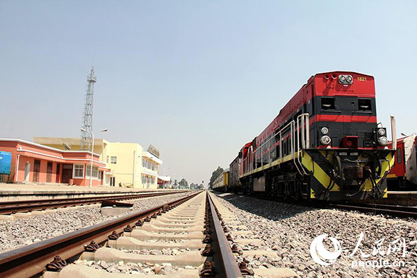 Cintur?o e Rota: Ferrovia de Benguela promove desenvolvimento de Angola