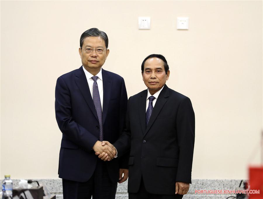 China e Laos prometem aprofundar la?os entre os dois países e partidos