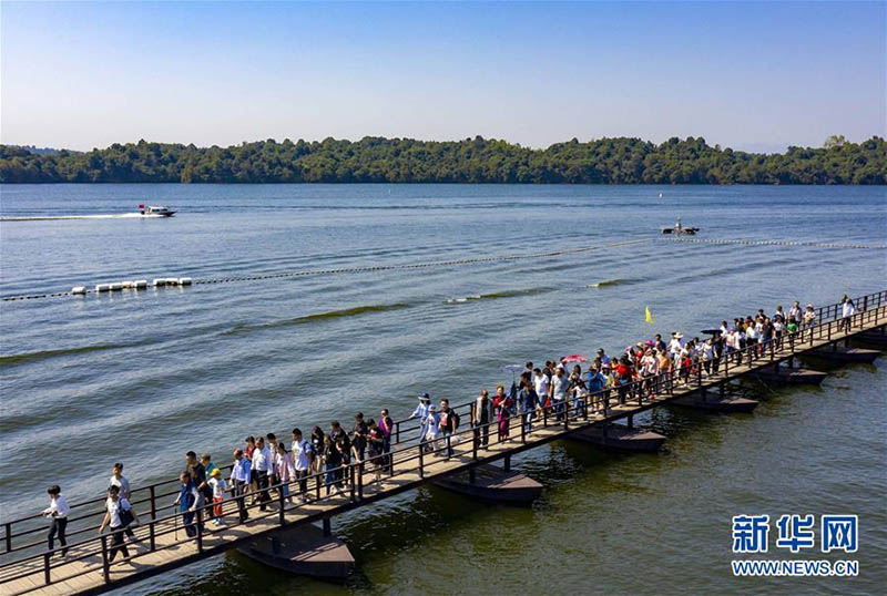 Feriado do Dia Nacional come?a com grande crescimento no turismo
