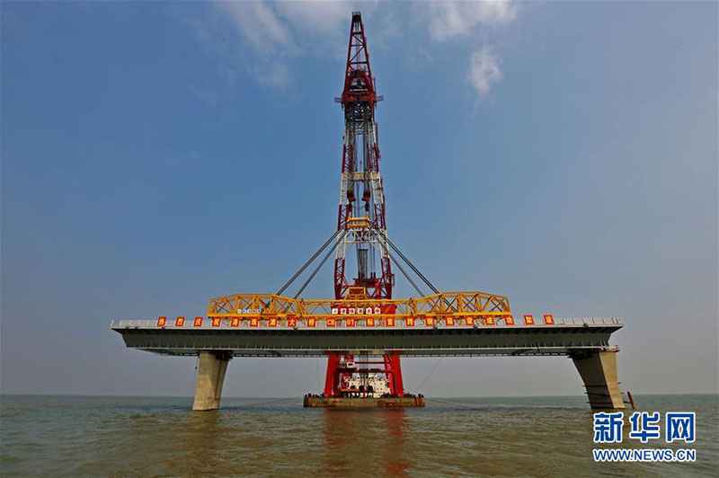 Galeria: Constru??o da ponte Hong Kong-Zhuhai-Macau