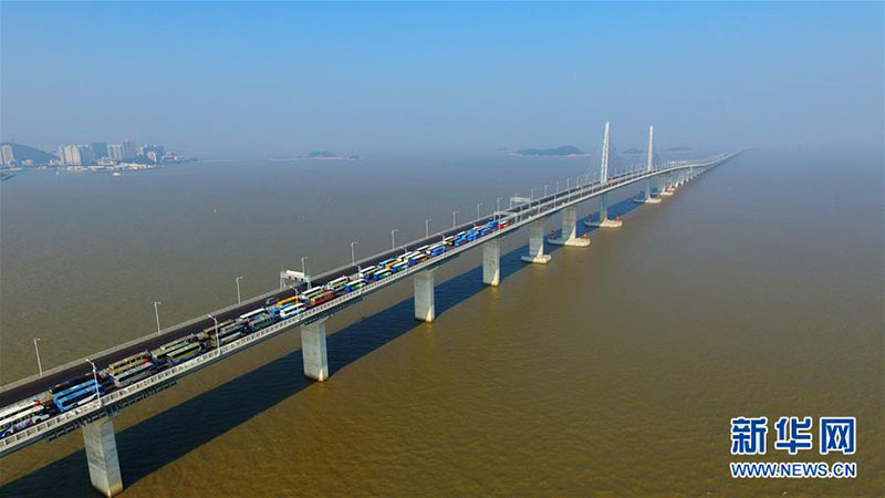 Galeria: Constru??o da ponte Hong Kong-Zhuhai-Macau