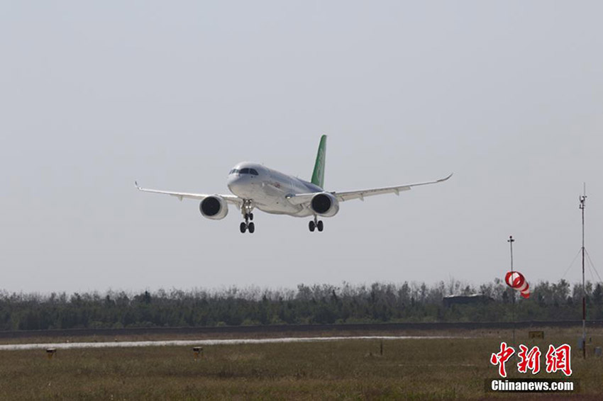 Segundo avi?o C919 realiza com sucesso voo de teste em Nanchang