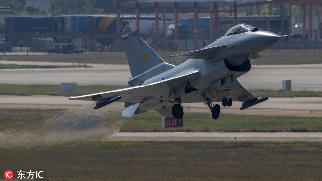Airshow China 2018: Ca?as J-10B participam em treinamento em Zhuhai