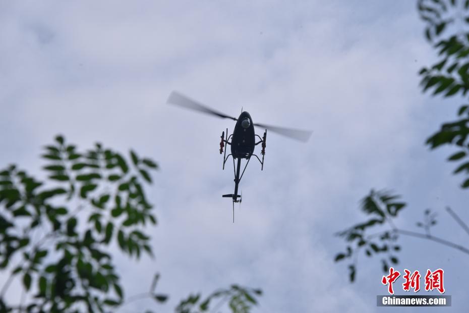 Helicóptero aut?nomo de reconhecimento-ataque da China AV500W termina testes
