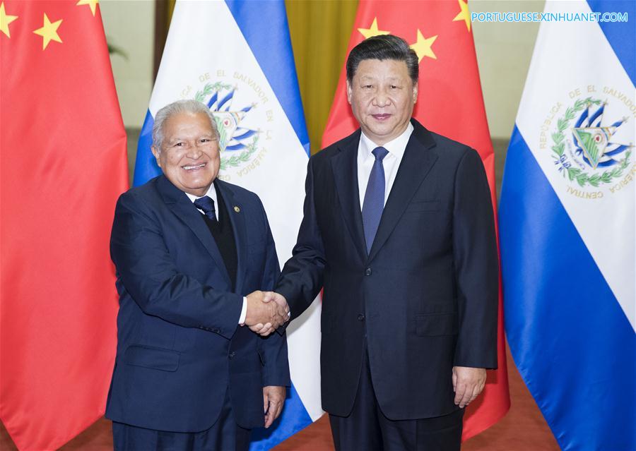 Xi se reúne com presidente de El Salvador, pedindo base sólida para promover coopera??o