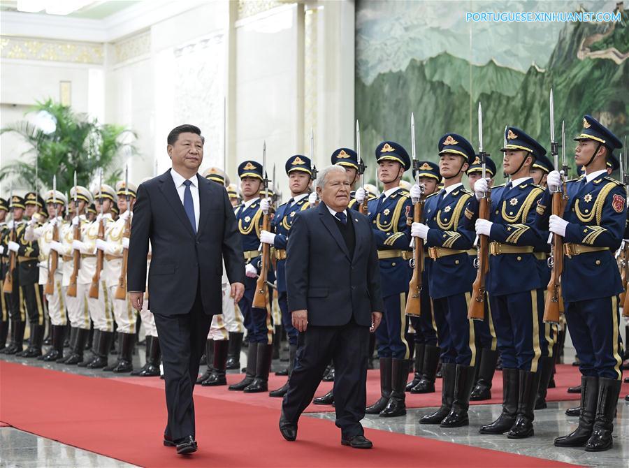Xi se reúne com presidente de El Salvador, pedindo base sólida para promover coopera??o