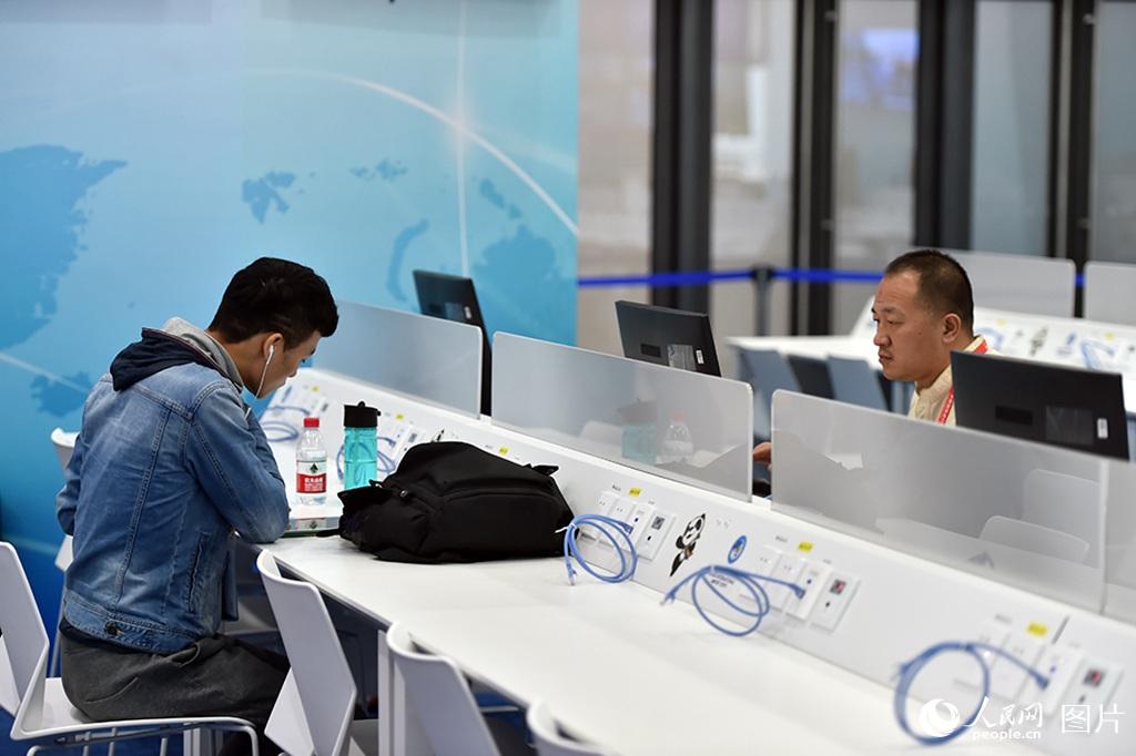 Centro de imprensa da CIIE aberto aos jornalistas