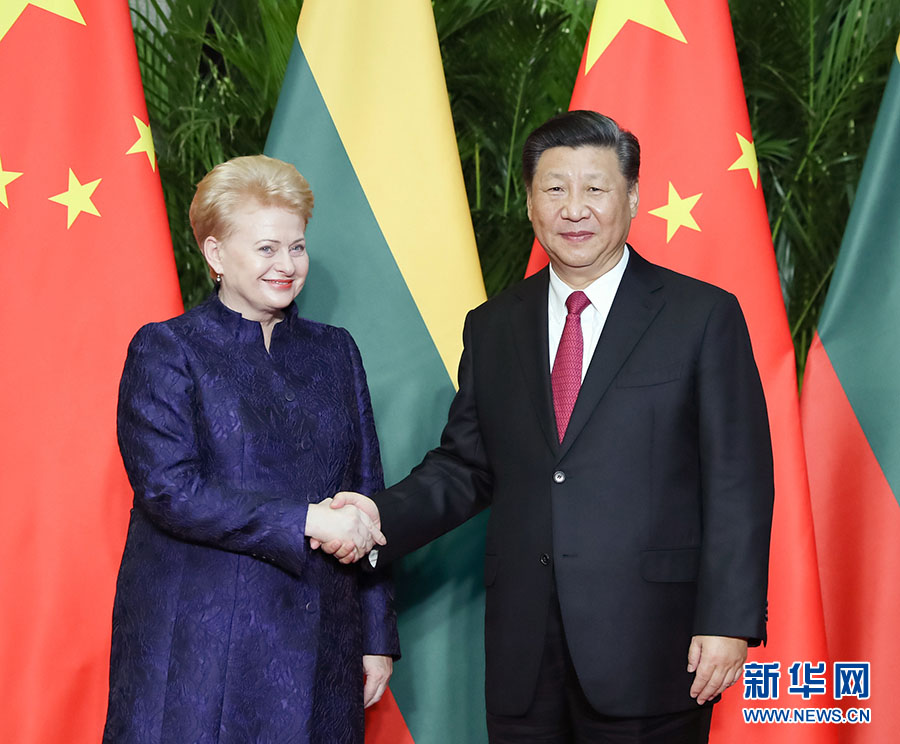 Xi reúne-se com presidente da Lituania