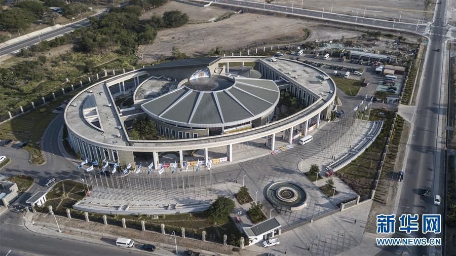 Galeria: Port Moresby prepara-se para chegada da APEC