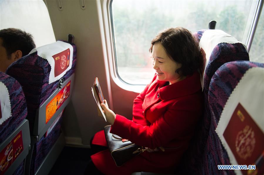 História em fotos: Desenvolvimento da indústria de telecomunica??es da China em 4 décadas