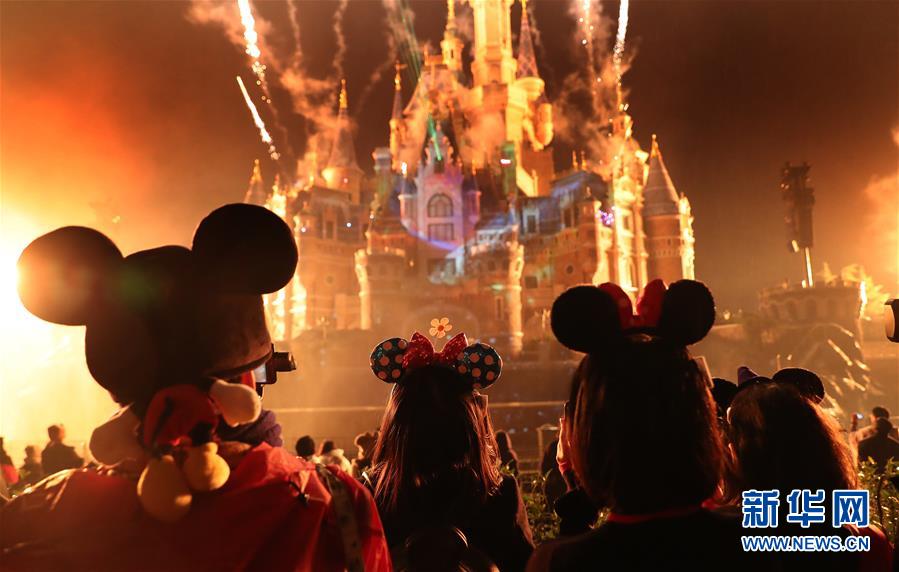 Galeria: Disney de Shanghai celebra 90o aniversário do Rato Mickey