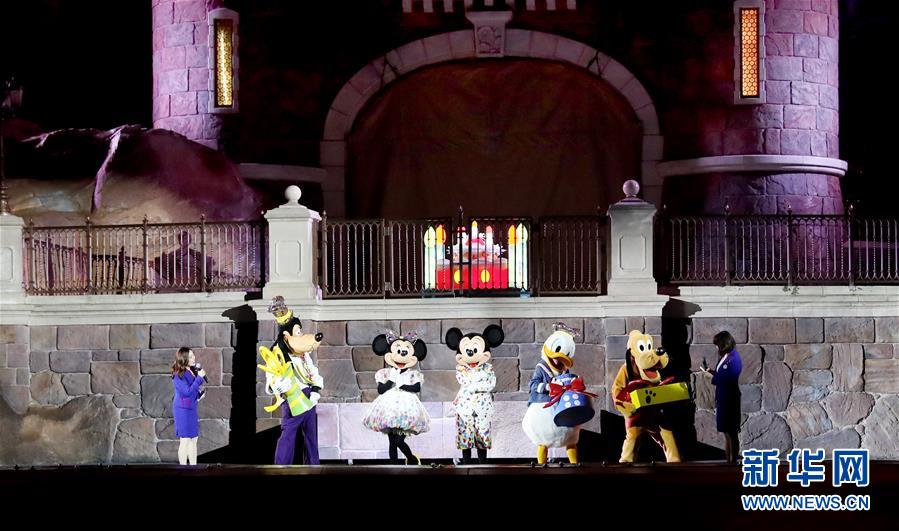 Galeria: Disney de Shanghai celebra 90o aniversário do Rato Mickey