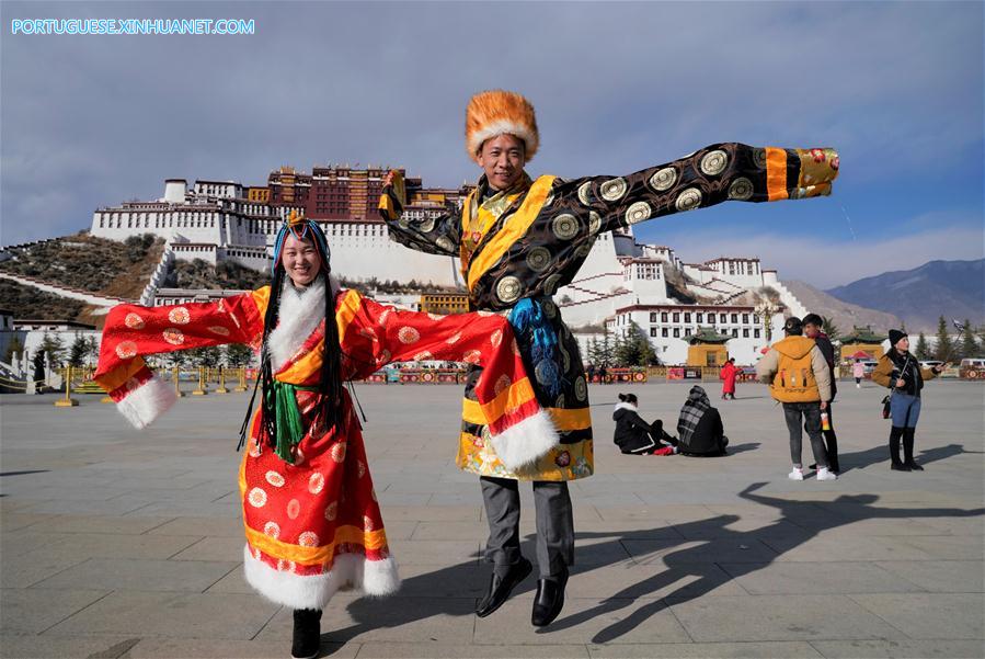 Várias atividades s?o realizadas em toda a China para celebrar ano novo de 2019