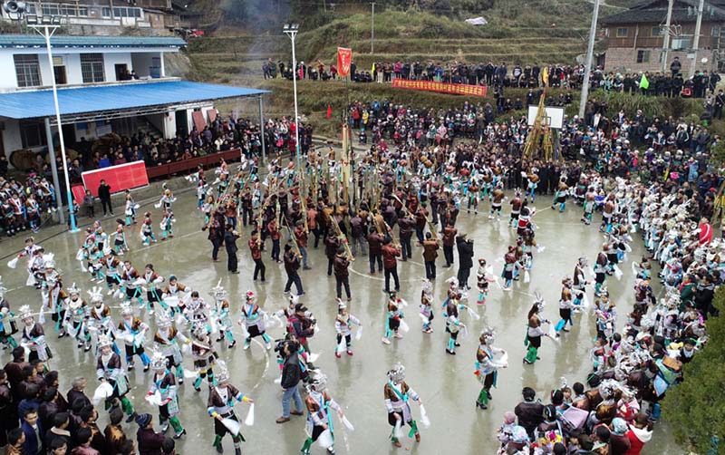  Grupo étnico de Miao celebra o Ano Novo Lunar