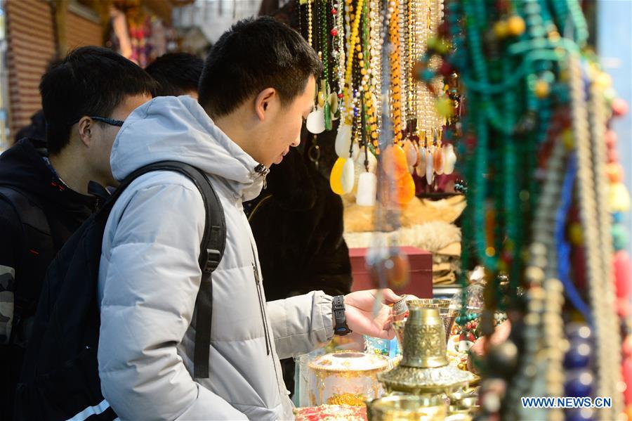 Grande Bazar de Xinjiang recebe 14 milh?es de visitantes