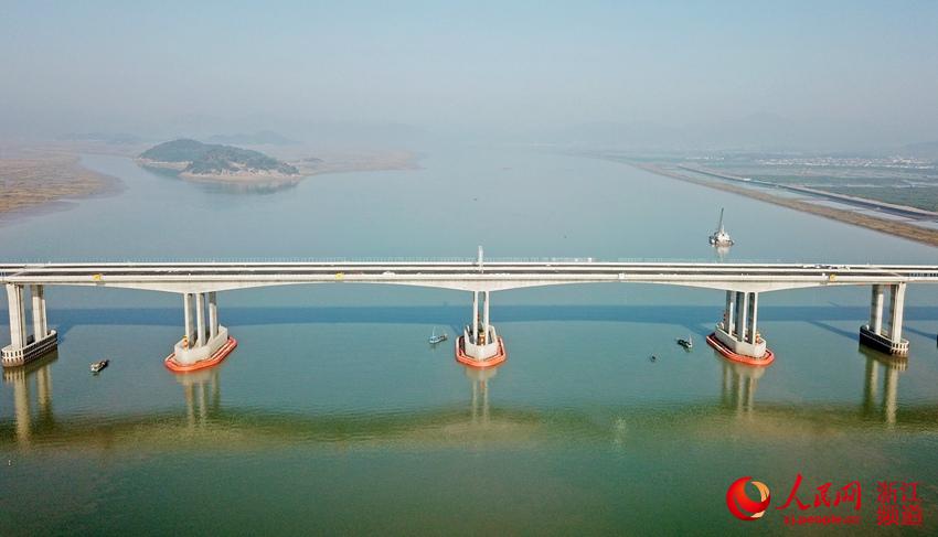 Zhejiang inaugura nova autoestrada ao longo da orla costeira