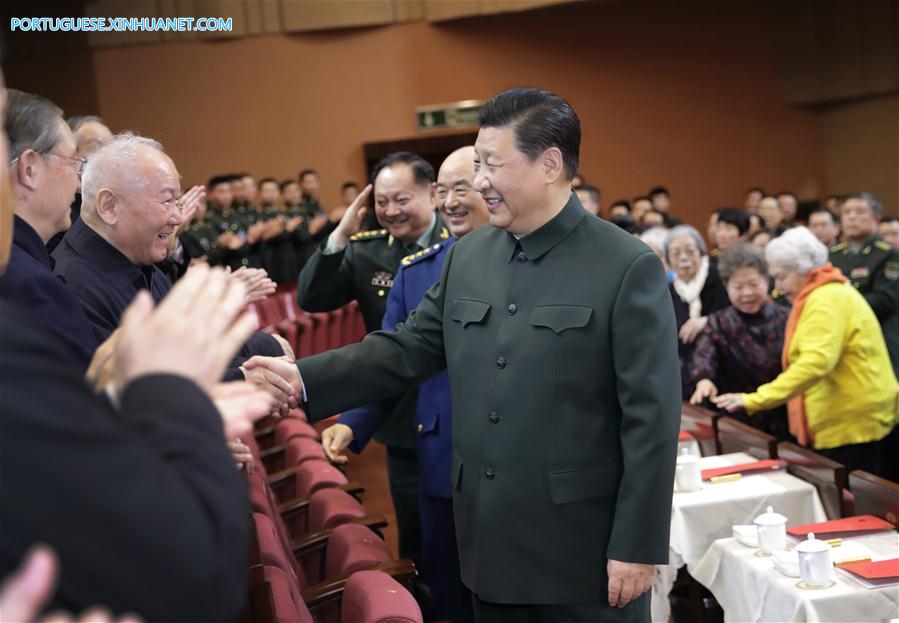 Xi estende felicita??es aos veteranos militares antes da Festa da Primavera