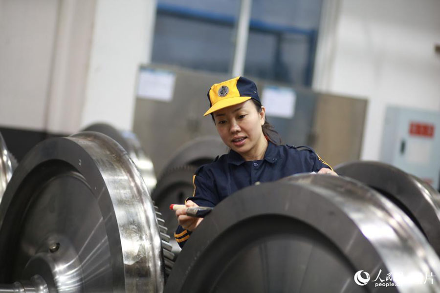 Galeria: Centro de manuten??o das “pernas” dos trens