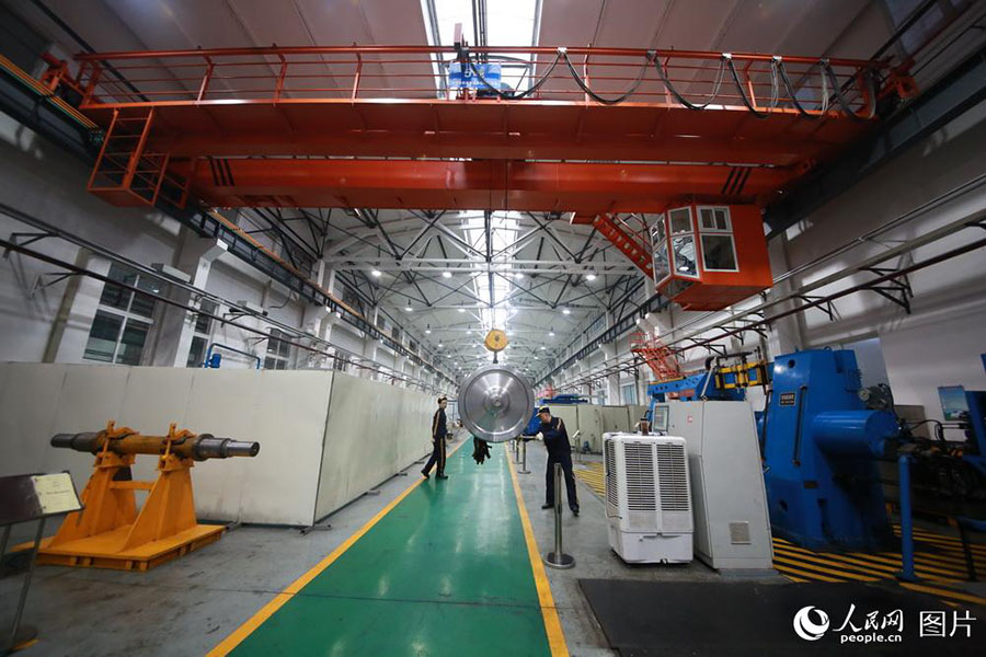 Galeria: Centro de manuten??o das “pernas” dos trens