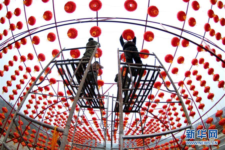 Galeria: Lanternas chinesas sinalizam chegada do Festival da Primavera