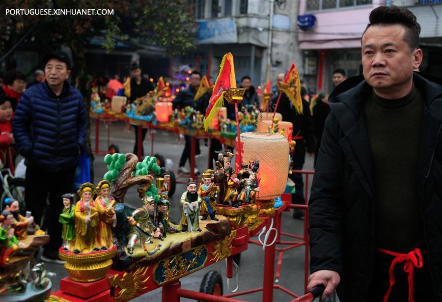 Lin Shunkui: Herdeiro do artesanato do drag?o ornamental de Zhejiang