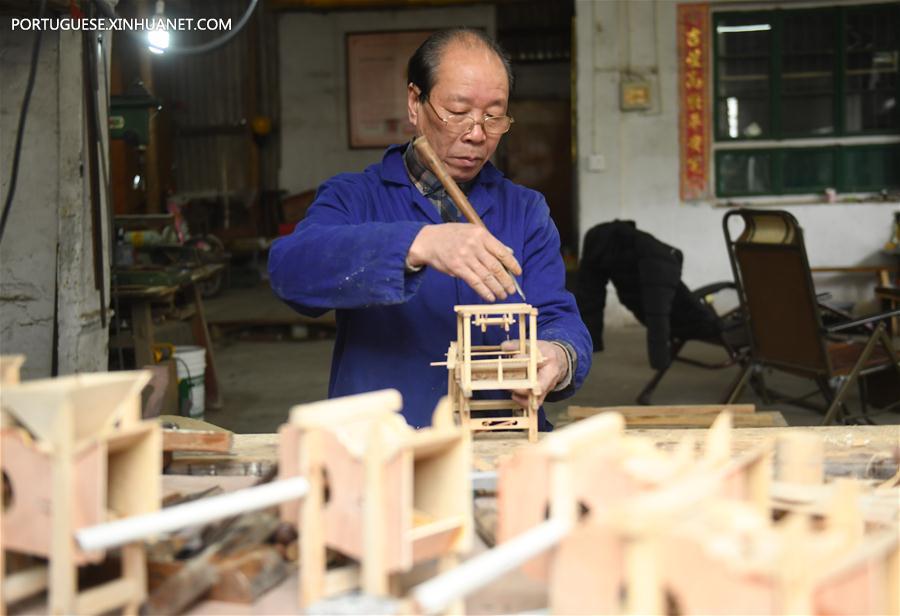 Lin Shunkui: Herdeiro do artesanato do drag?o ornamental de Zhejiang