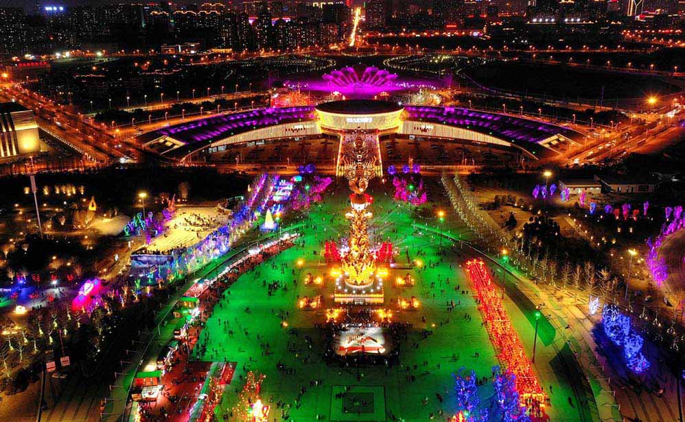 Pessoas?celebraram?Festival?das?Lanternas?na?China