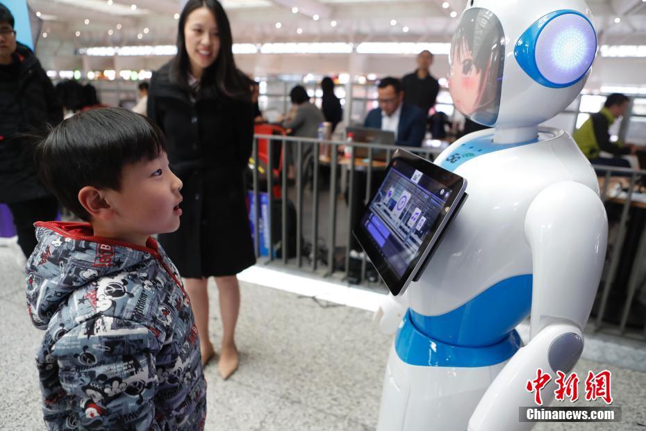 Shanghai constrói primeira esta??o de comboio 5G