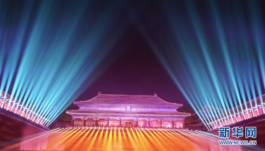 Festival das Lanternas: Cidade Proibida aberta pela primeira vez ao público à noite