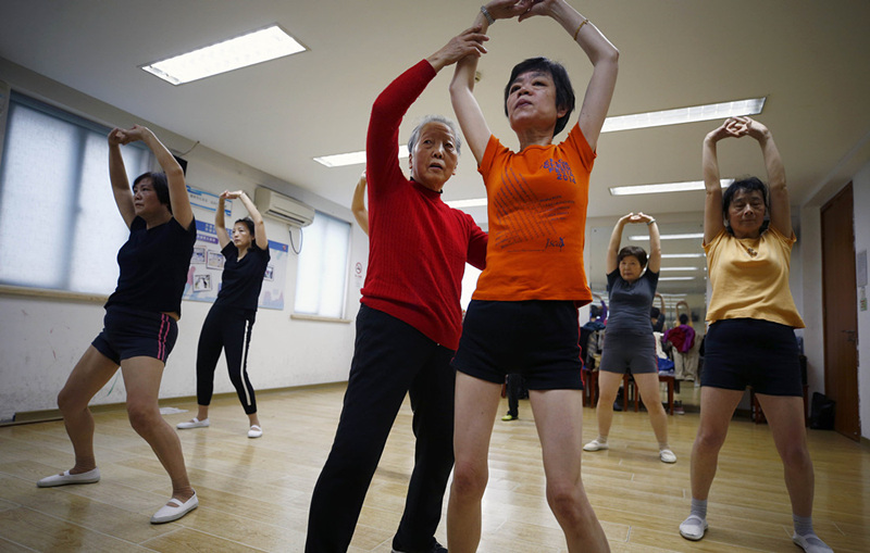 Galeria: Aos 80 anos, professora dá aulas de dan?a