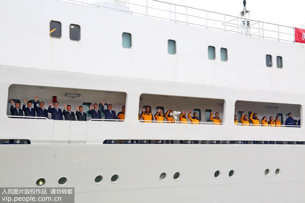 Navio chinês Yuanwang-5 zarpa rumo ao Pacífico para miss?o de monitoramento