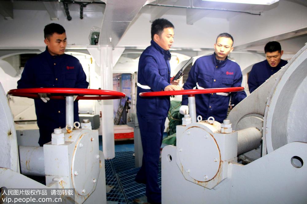 Navio chinês Yuanwang-5 zarpa rumo ao Pacífico para miss?o de monitoramento