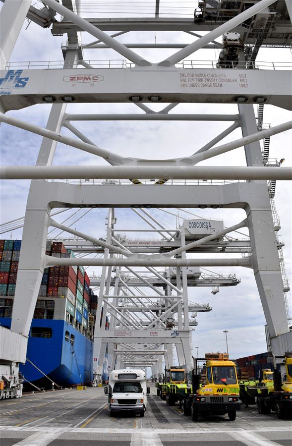 Segundo porto mais movimentado dos EUA espera melhora das rela??es comerciais com a China