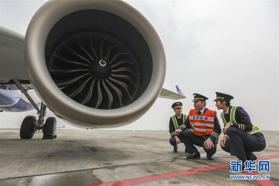 Galeria: Aeromo?as cumprem sonho de se tornar pilotos